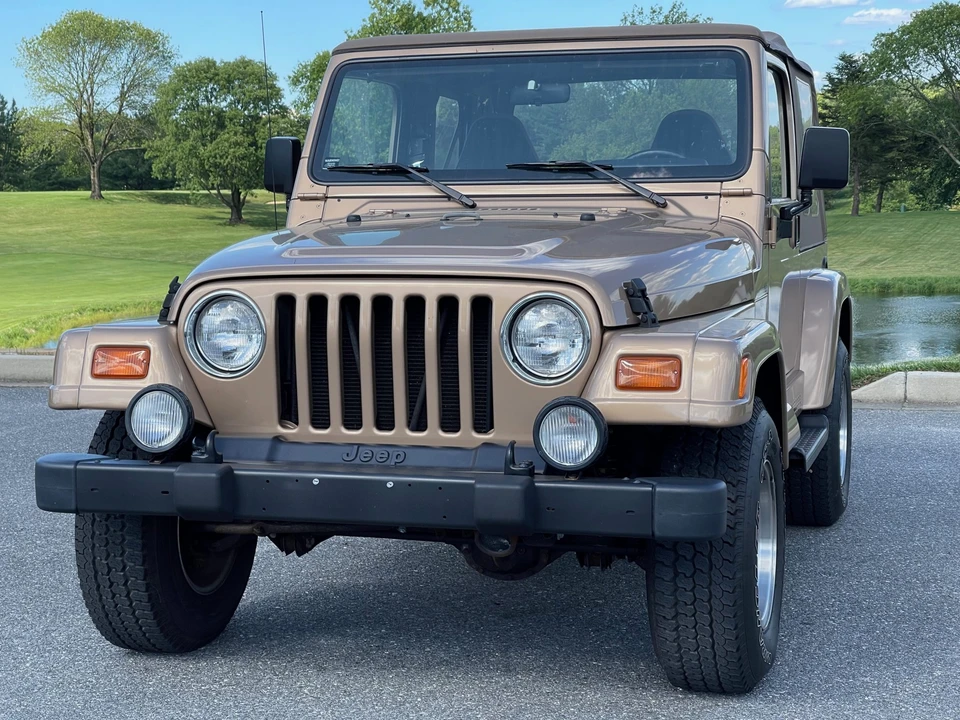 1999 Jeep TJ Wrangler - Image 2 of 31