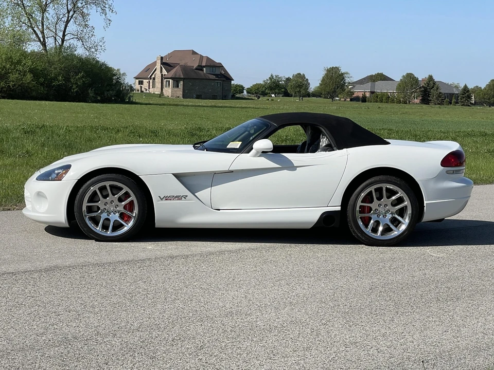 2004 Dodge Viper 3rd Gen - Image 4 of 31