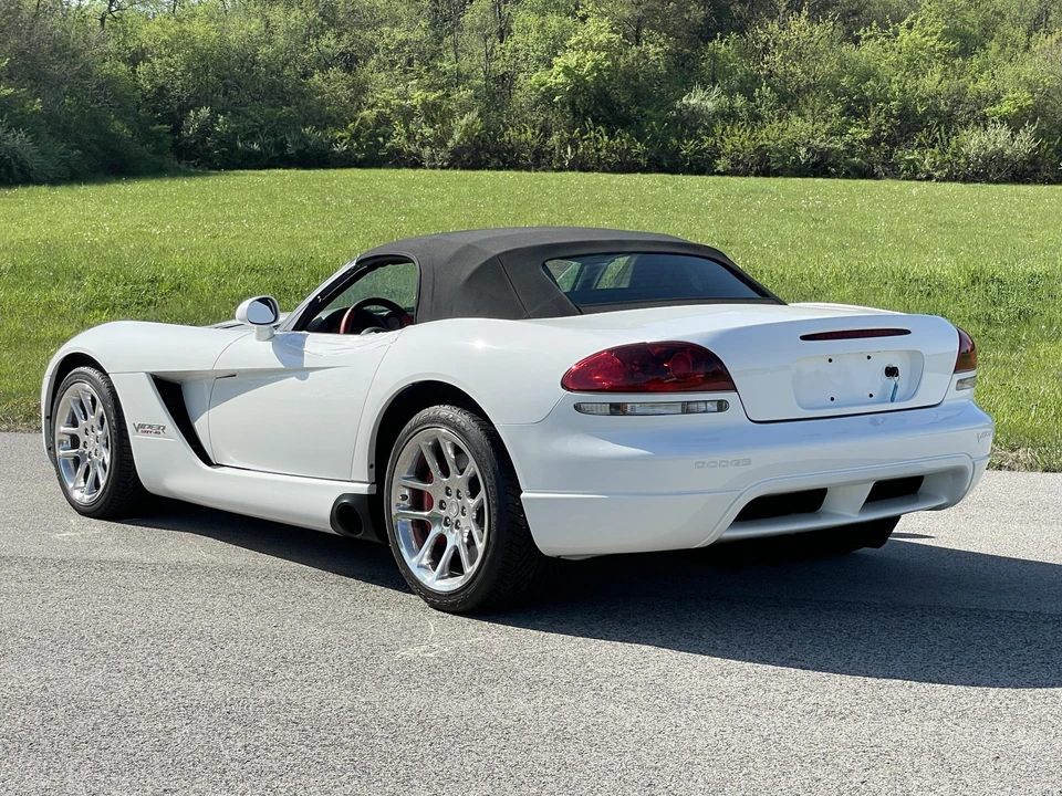 2004 Dodge Viper 3rd Gen - Image 6 of 31