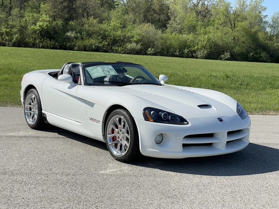 2004 Dodge Viper 3rd Gen - Image 16 of 31