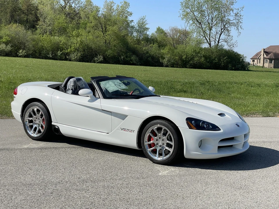 2004 Dodge Viper 3rd Gen - Image 14 of 31
