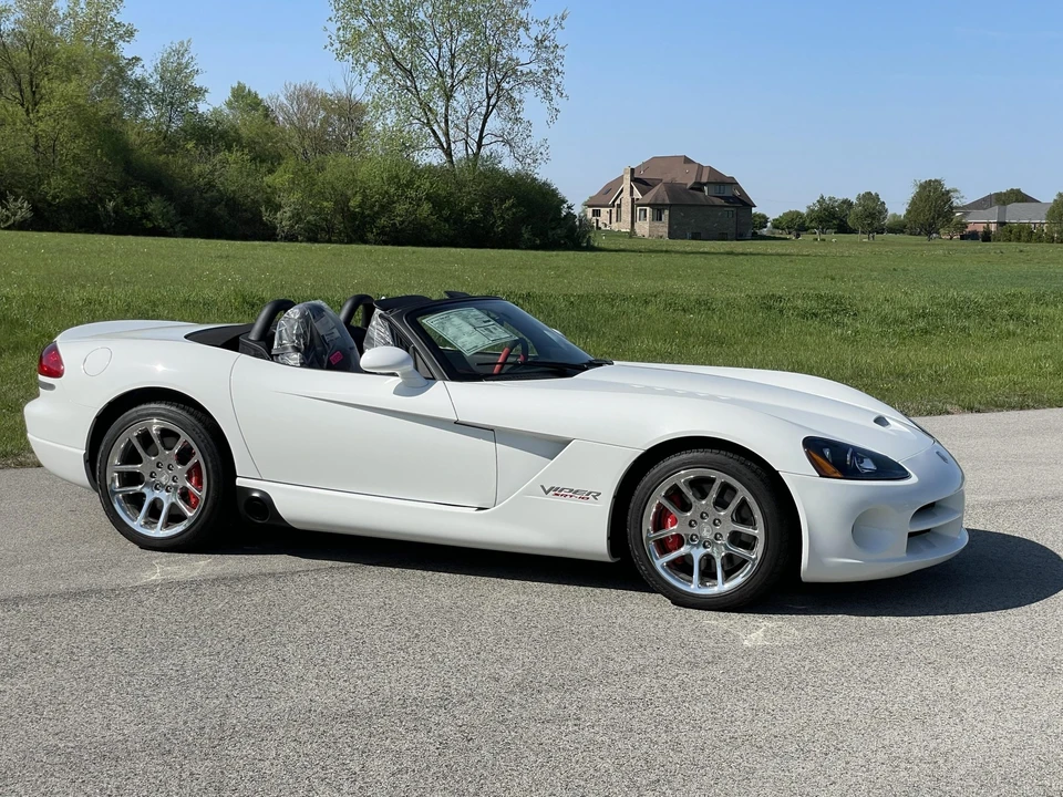 2004 Dodge Viper 3rd Gen - Image 13 of 31