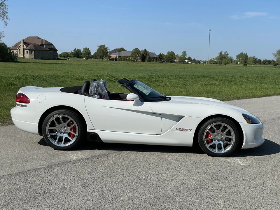 2004 Dodge Viper 3rd Gen - Image 12 of 31
