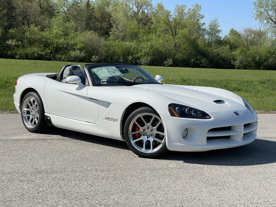 2004 Dodge Viper 3rd Gen - Image 15 of 31