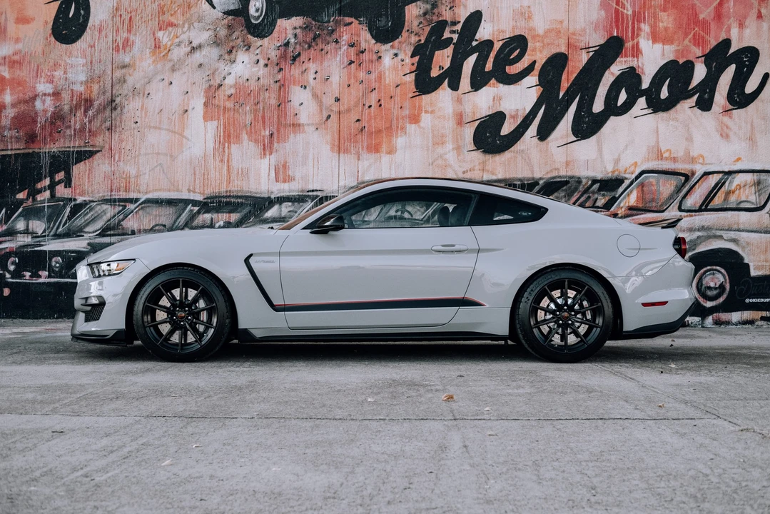 2017 Ford S550 Shelby Mustang GT350 - Image 13 of 31
