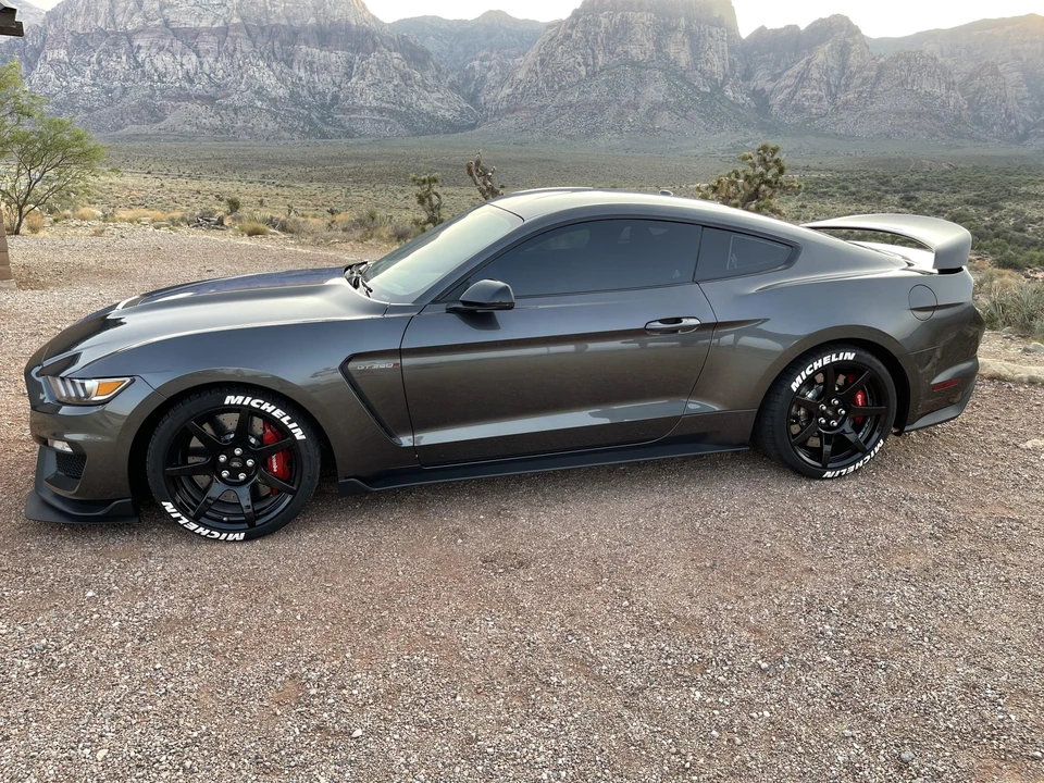 2017 Ford S550 Shelby Mustang GT350R - Image 5 of 31