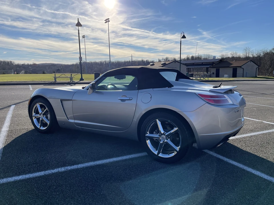 2008 Saturn Sky Red Line - Image 9 of 31