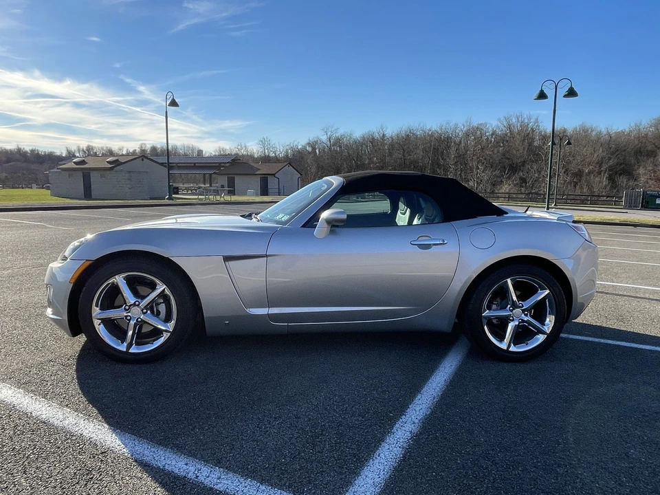 2008 Saturn Sky Red Line - Image 6 of 31