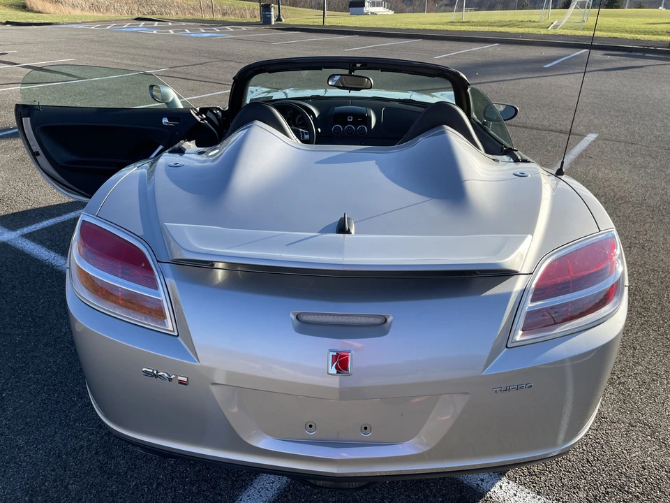 2008 Saturn Sky Red Line - Image 13 of 31