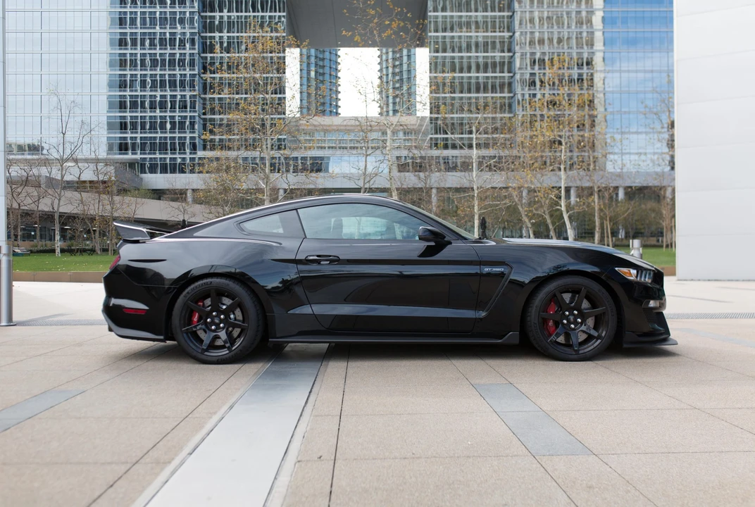 2017 Ford S550 Shelby Mustang GT350R - Image 11 of 31