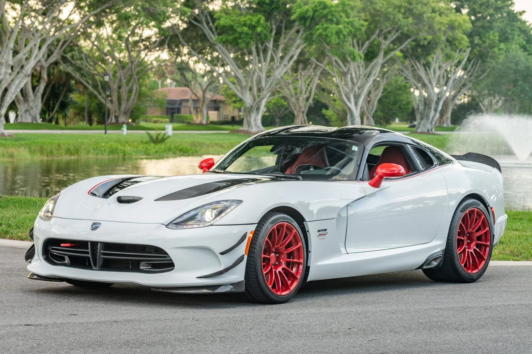 2013 Dodge Viper 5th Gen - Image 3 of 31