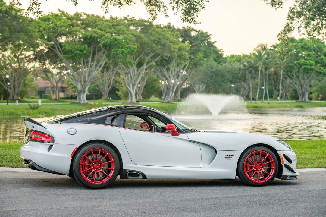 2013 Dodge Viper 5th Gen - Image 12 of 31