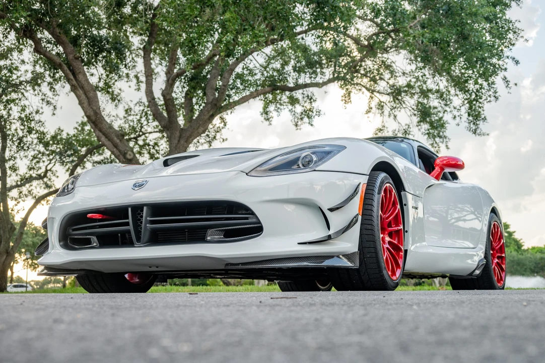 2013 Dodge Viper 5th Gen - Image 4 of 31