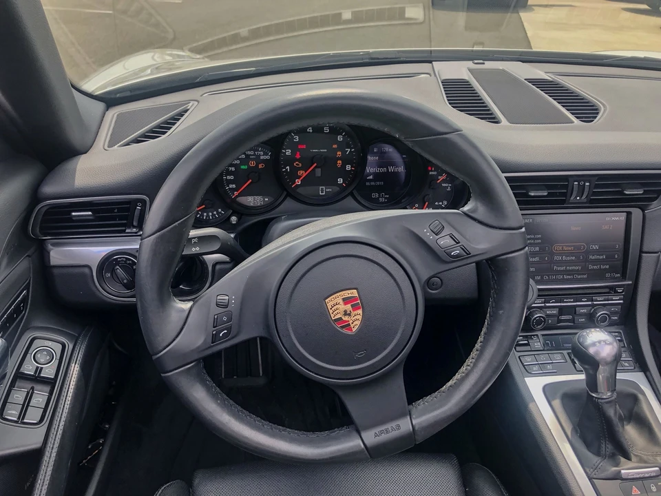 2012 Porsche 991 Carrera - Image 6 of 11