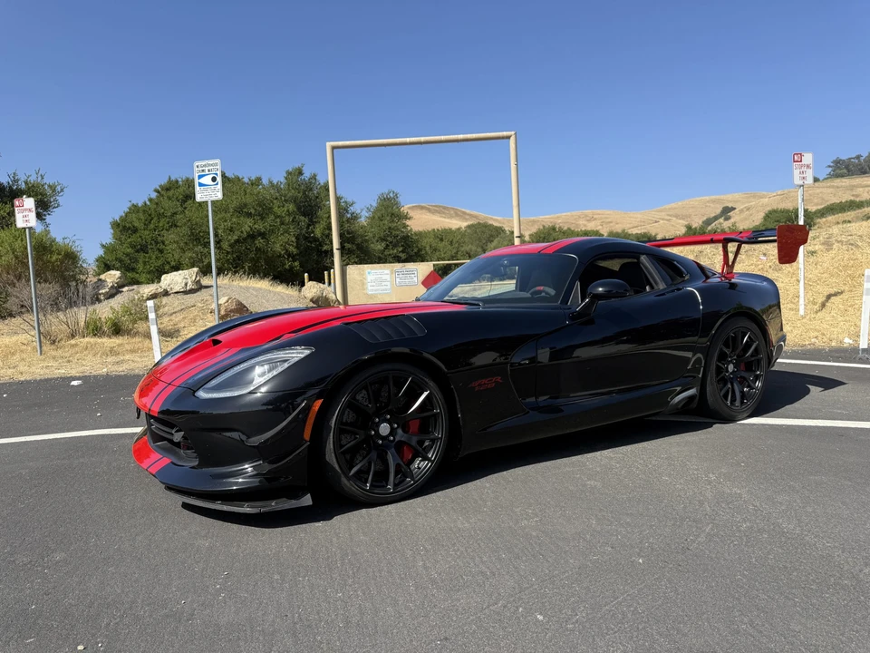 2017 Dodge Viper ACR 5th Gen - Image 2 of 31