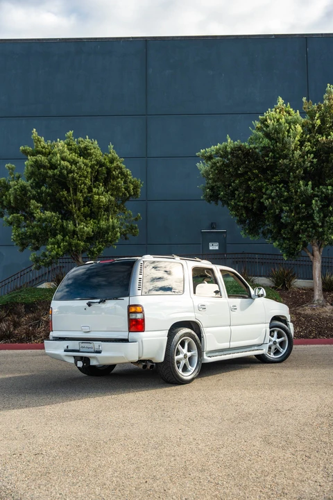 2002 GMC Yukon 2nd Gen - Image 22 of 31