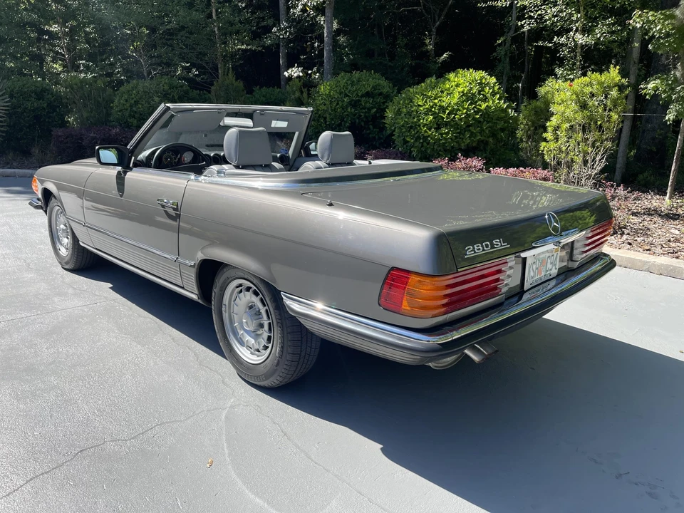 1985 Mercedes-Benz R107 SL-Class - Image 29 of 31