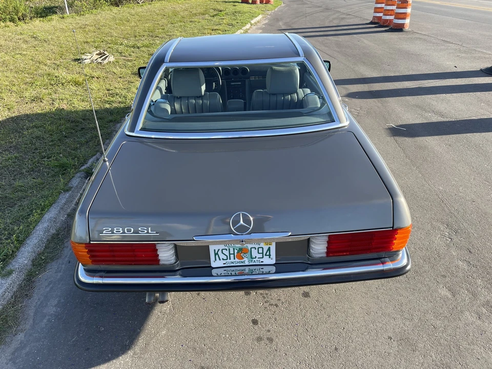 1985 Mercedes-Benz R107 SL-Class - Image 7 of 31