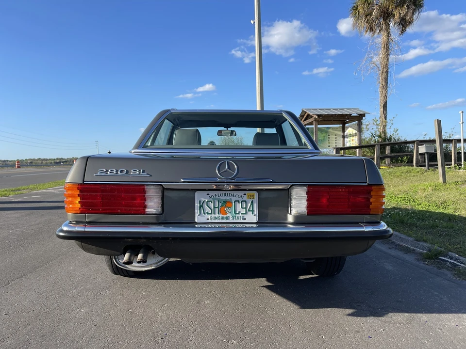 1985 Mercedes-Benz R107 SL-Class - Image 8 of 31