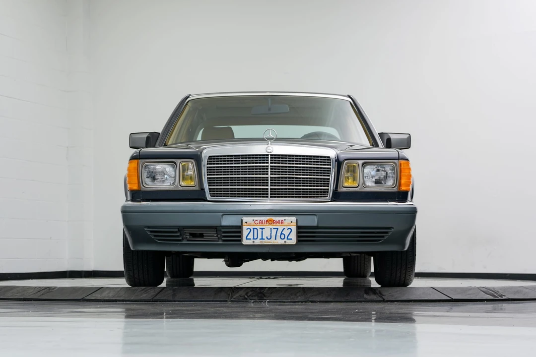 1986 Mercedes-Benz W126 S-Class Sedan - Image 30 of 31