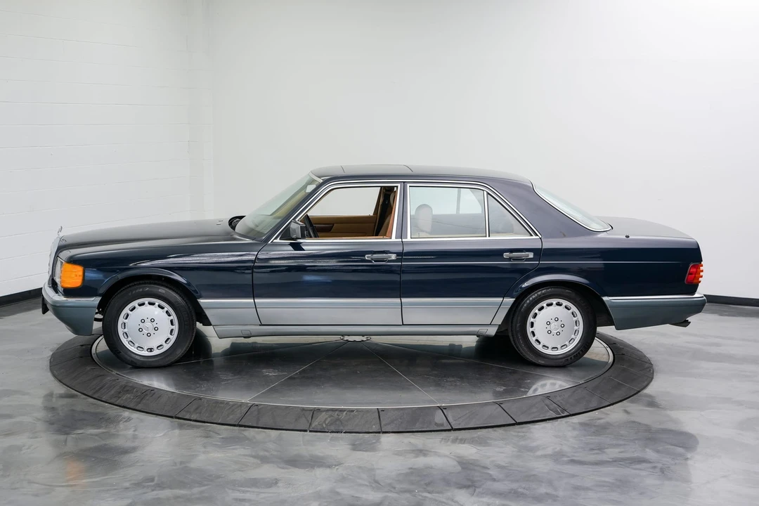 1986 Mercedes-Benz W126 S-Class Sedan - Image 8 of 31