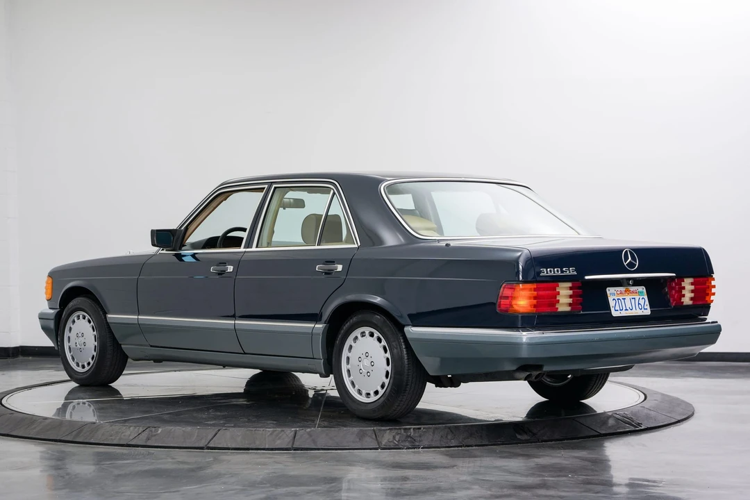 1986 Mercedes-Benz W126 S-Class Sedan - Image 9 of 31