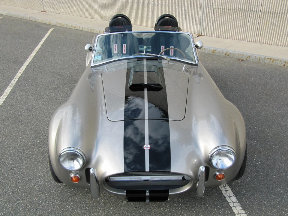 Shelby Cobra Replica - Image 10 of 31