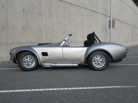 Shelby Cobra Replica - Image 3 of 31