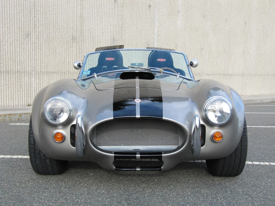 Shelby Cobra Replica - Image 8 of 31