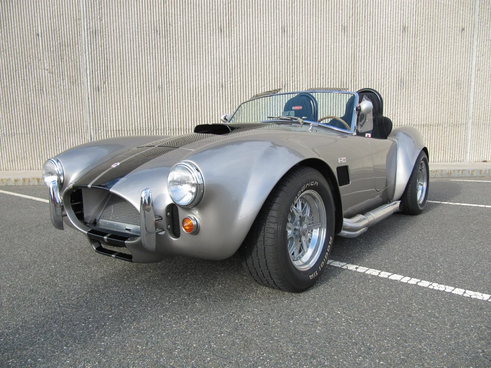 Shelby Cobra Replica - Image 5 of 31