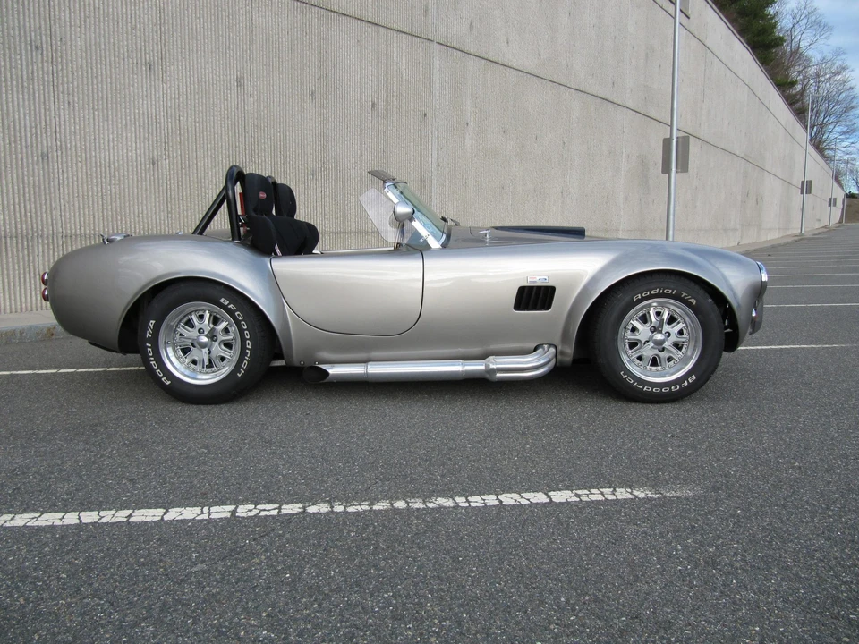 Shelby Cobra Replica - Image 12 of 31