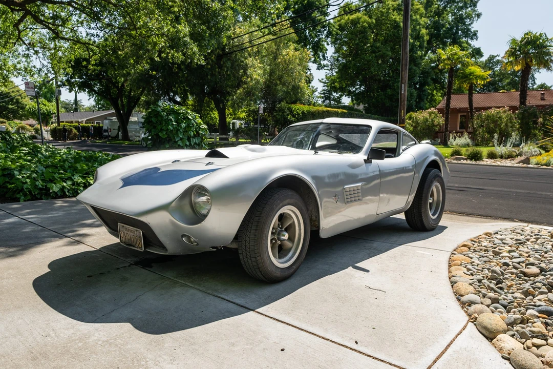 Kellison - Image 2 of 31