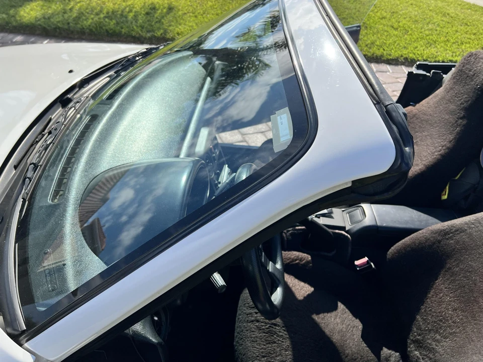 1992 Mazda NA MX-5 Miata - Image 14 of 31