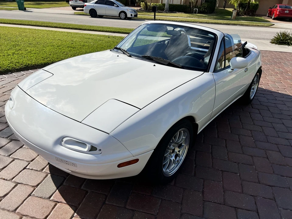 1992 Mazda NA MX-5 Miata - Image 8 of 31