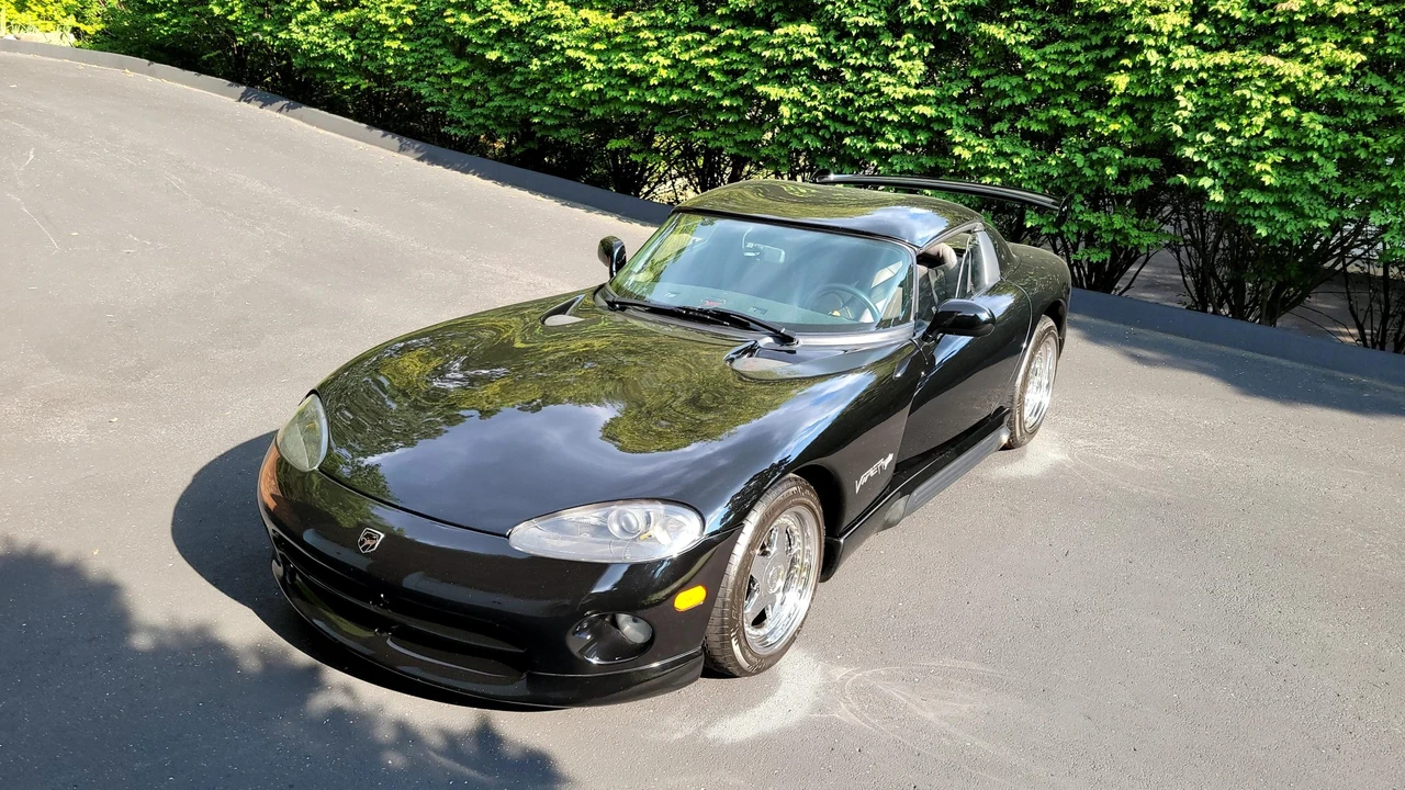 1994 Dodge Viper 1st Gen - Image 3 of 31