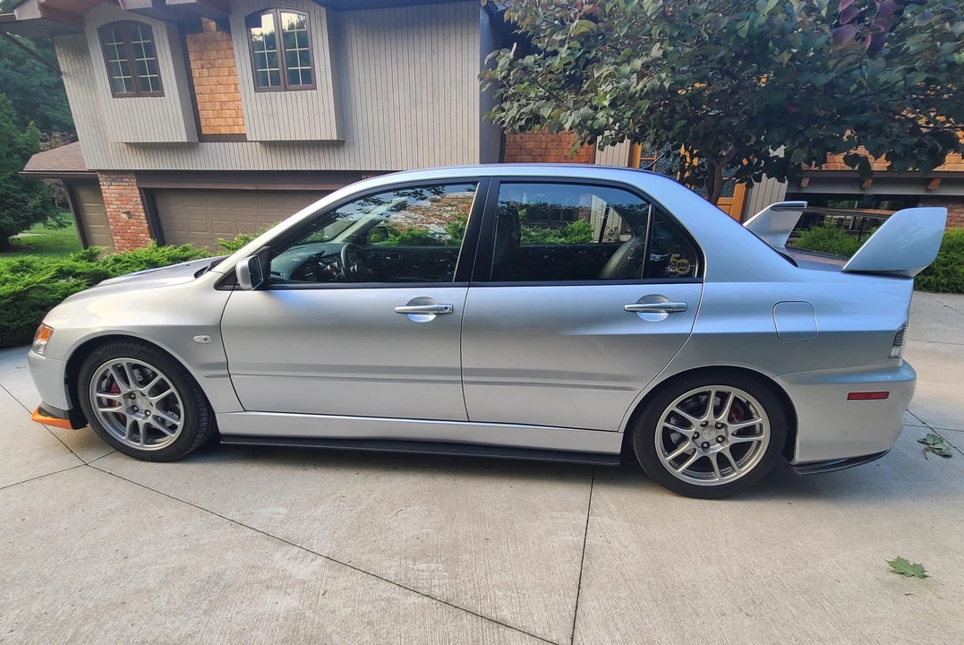 2006 Mitsubishi Lancer Evolution IX 8th Gen - Image 11 of 31