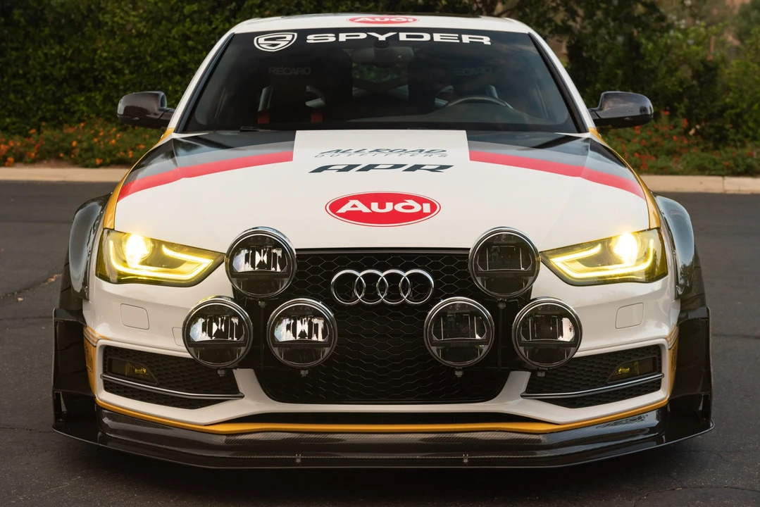 2013 Audi B8 S4 - Image 3 of 31