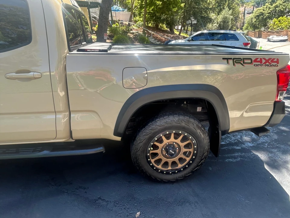 2016 Toyota Tacoma 3rd Gen - Image 12 of 31