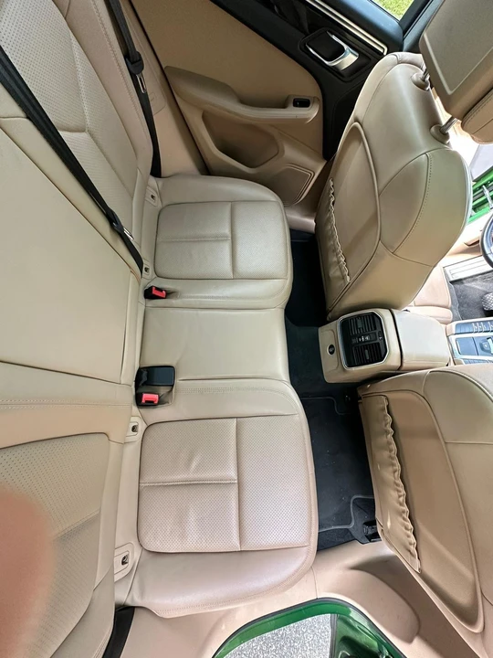 2019 Porsche Macan - Image 22 of 28