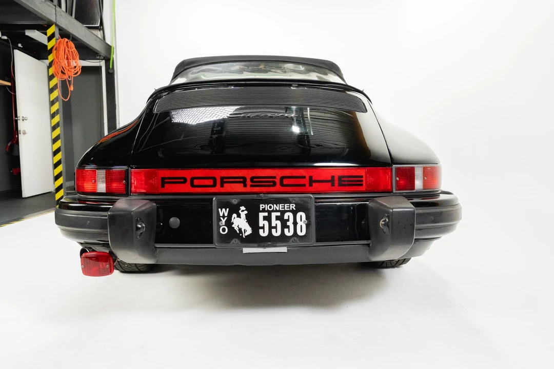 1984 Porsche 911 Carrera 3.2 - Image 14 of 31