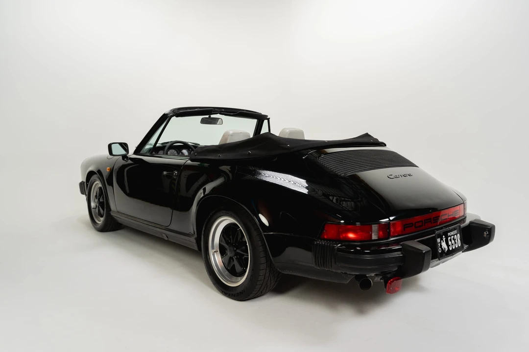 1984 Porsche 911 Carrera 3.2 - Image 18 of 31