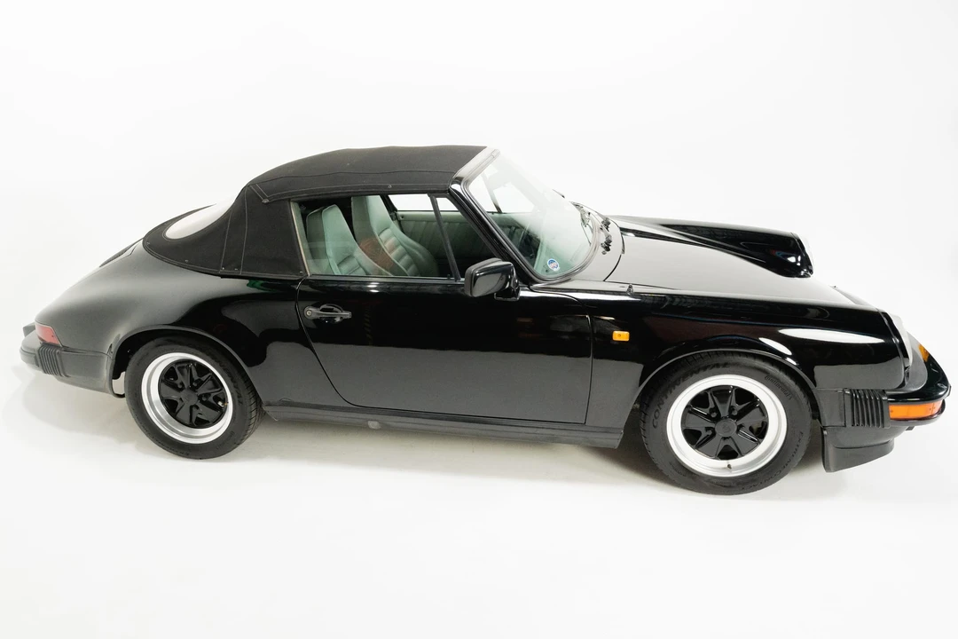 1984 Porsche 911 Carrera 3.2 - Image 11 of 31