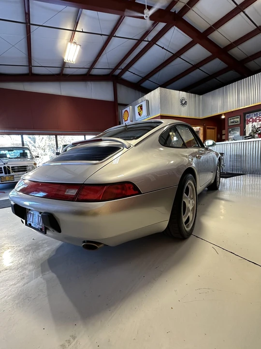 1995 Porsche 993 Carrera - Image 17 of 31