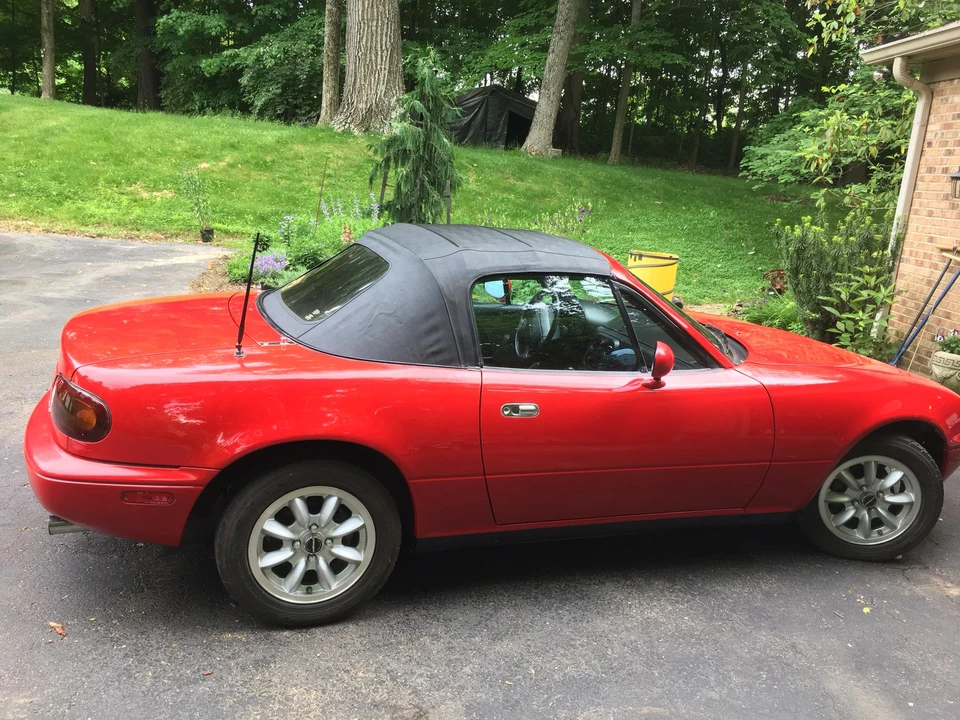 1992 Mazda NA MX-5 Miata - Image 10 of 31