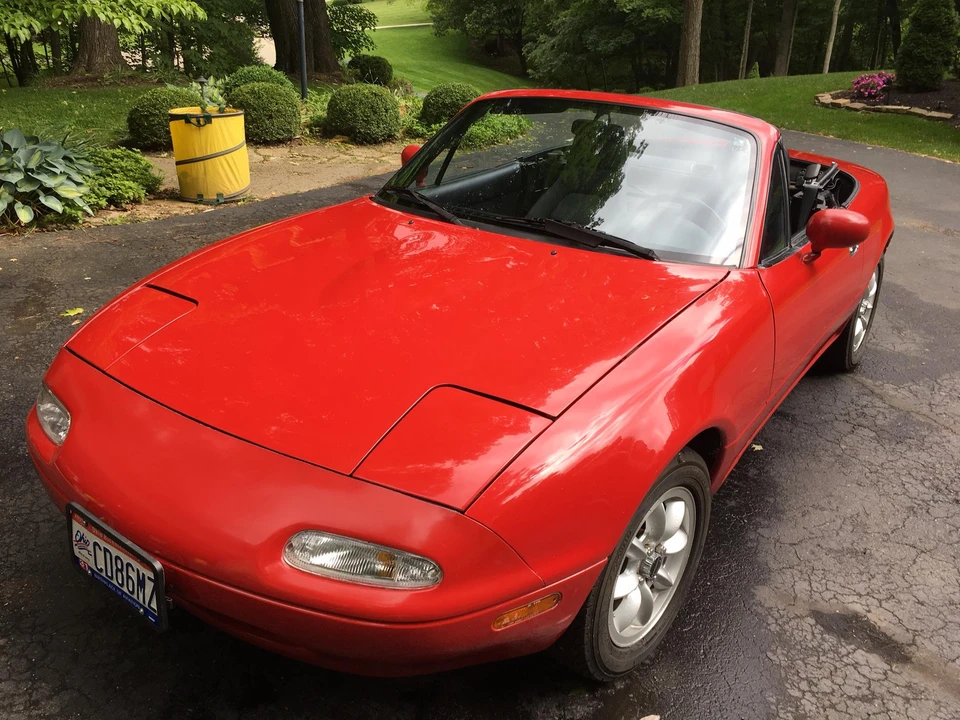 1992 Mazda NA MX-5 Miata - Image 2 of 31