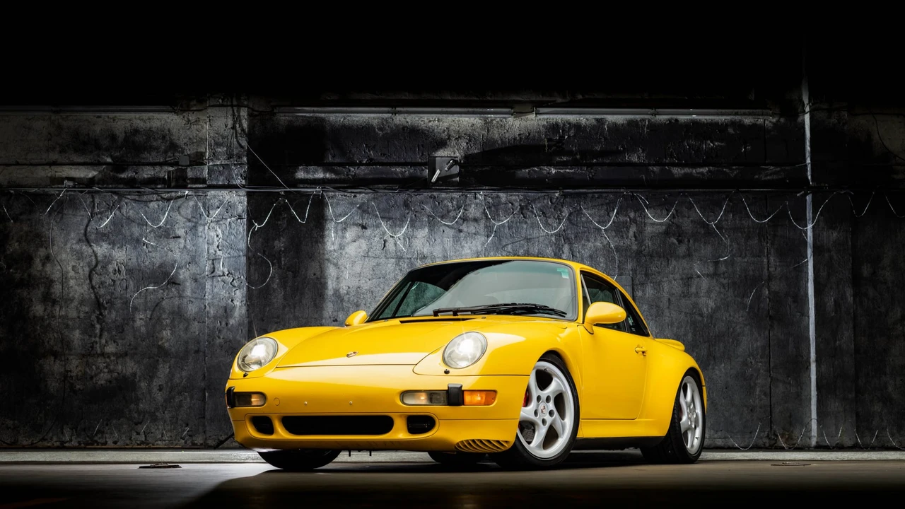 1996 Porsche 993 Carrera 4S - Image 2 of 31