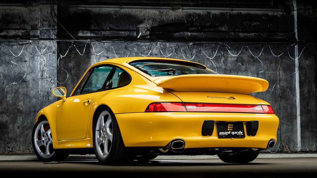 1996 Porsche 993 Carrera 4S - Image 14 of 31