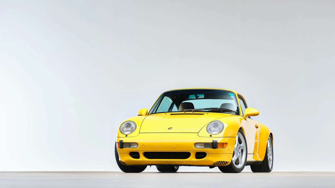 1996 Porsche 993 Carrera 4S - Image 18 of 31