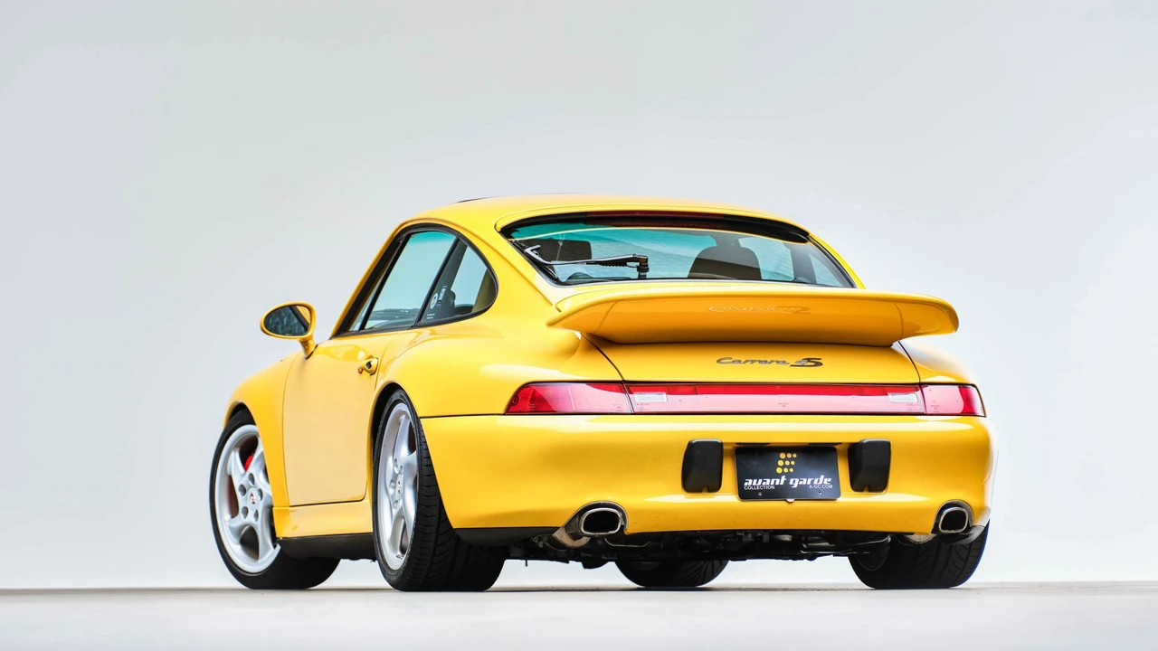 1996 Porsche 993 Carrera 4S - Image 28 of 31