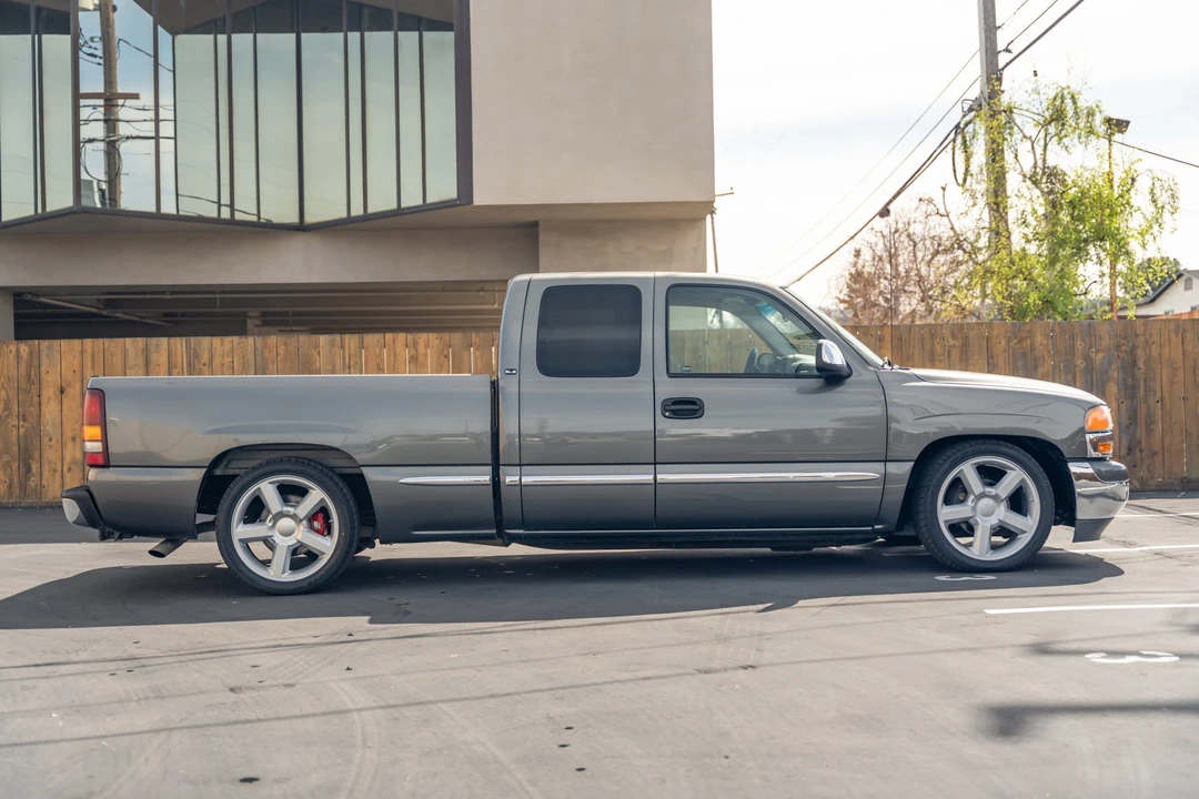 2000 GMC Sierra 2nd Gen - Image 8 of 31